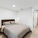 Comfortable And Spacious Condo In West Hollywood